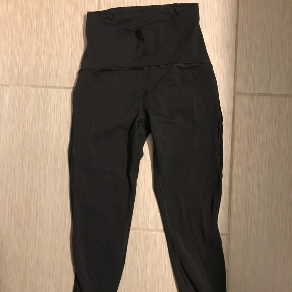 Lululemon cropped train times pant